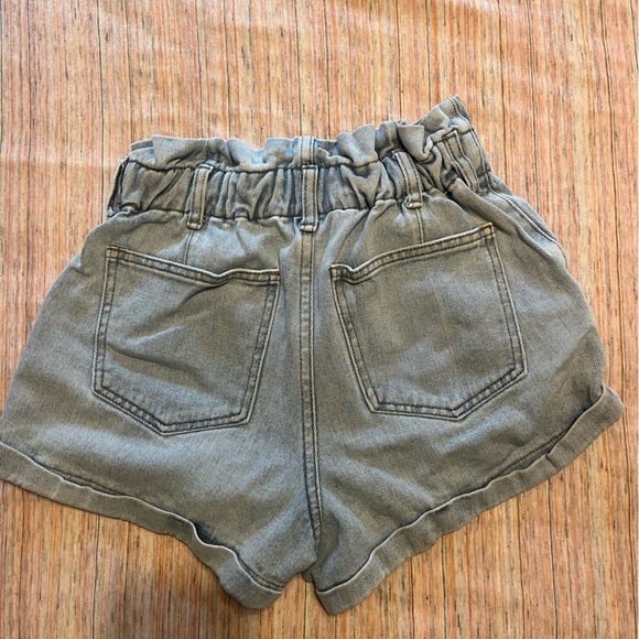 Mom short - Picture 2 of 3